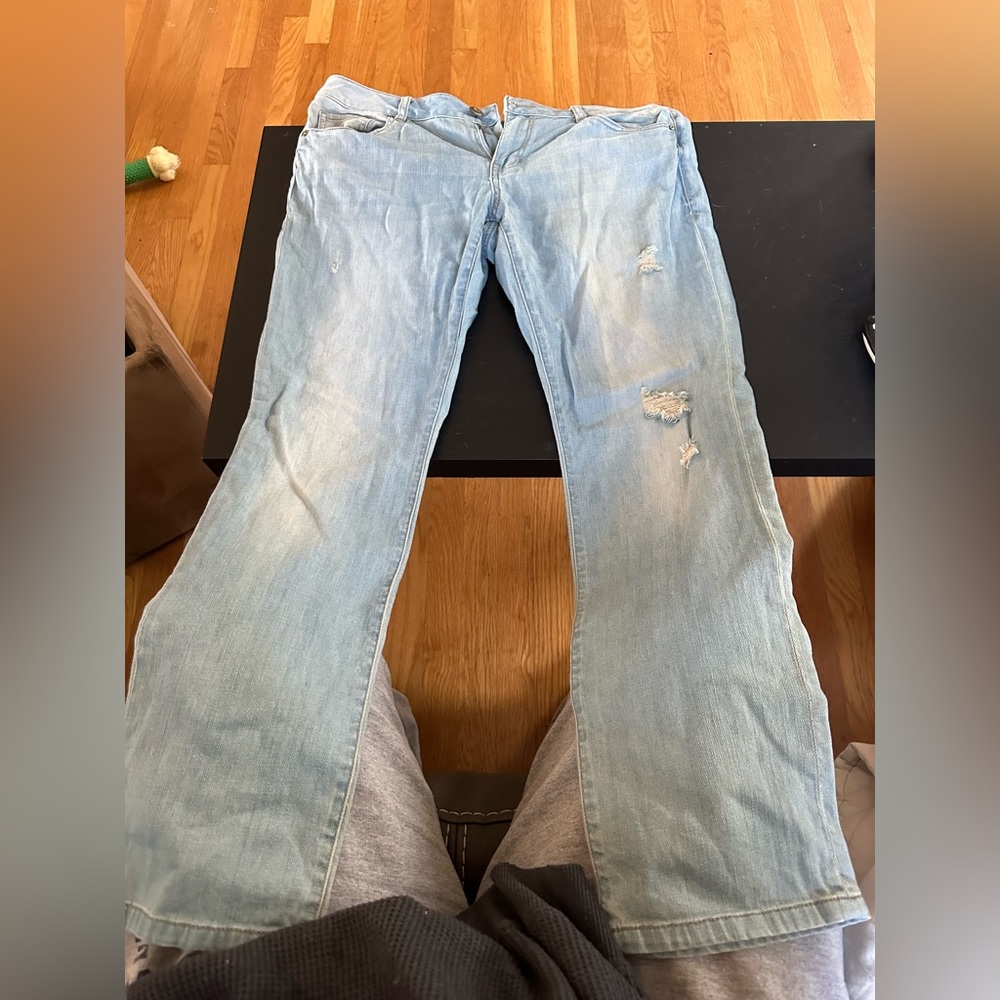 Women’s CAbi jeans